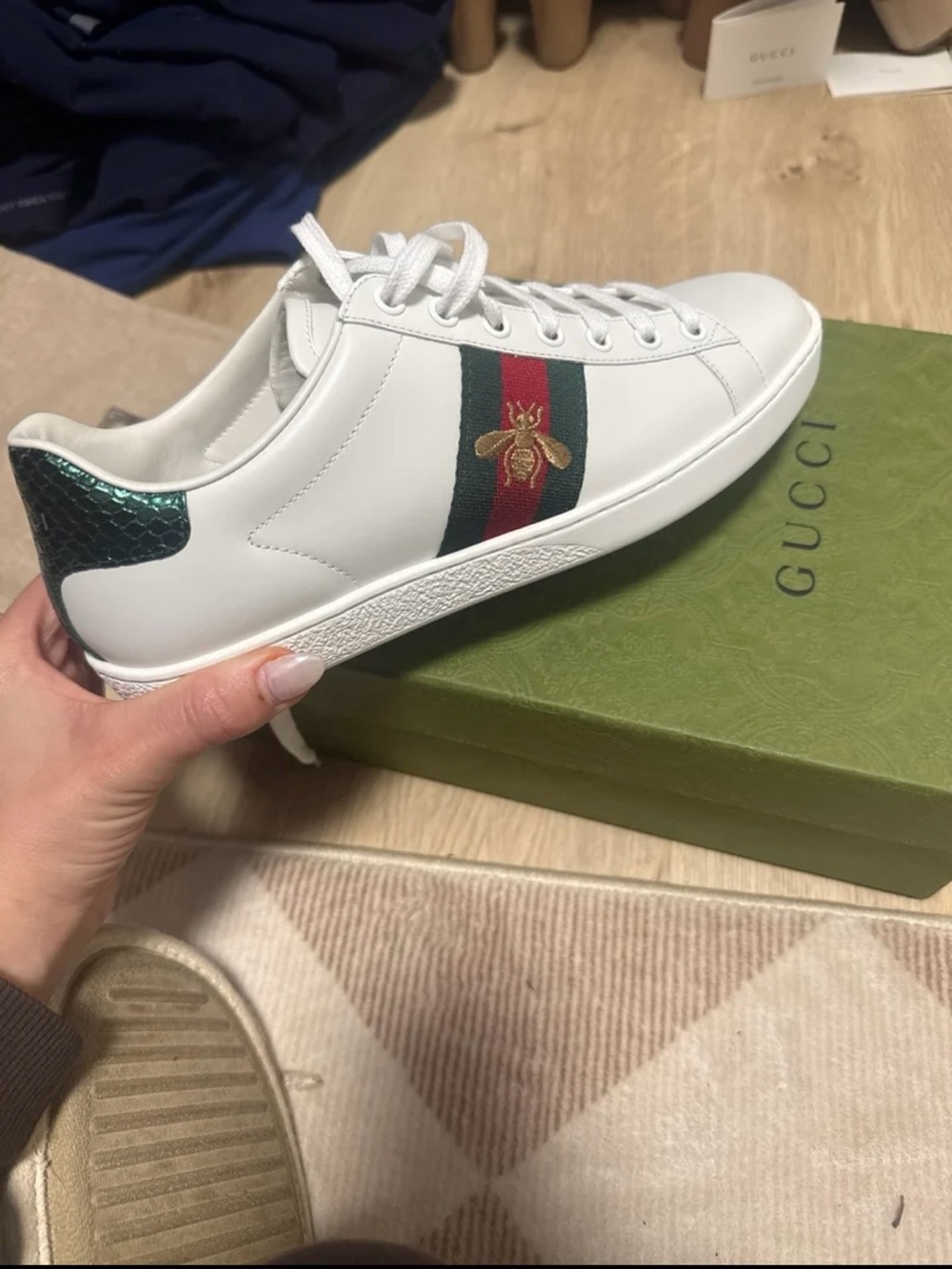 Gucci Ace Bee women sneakers